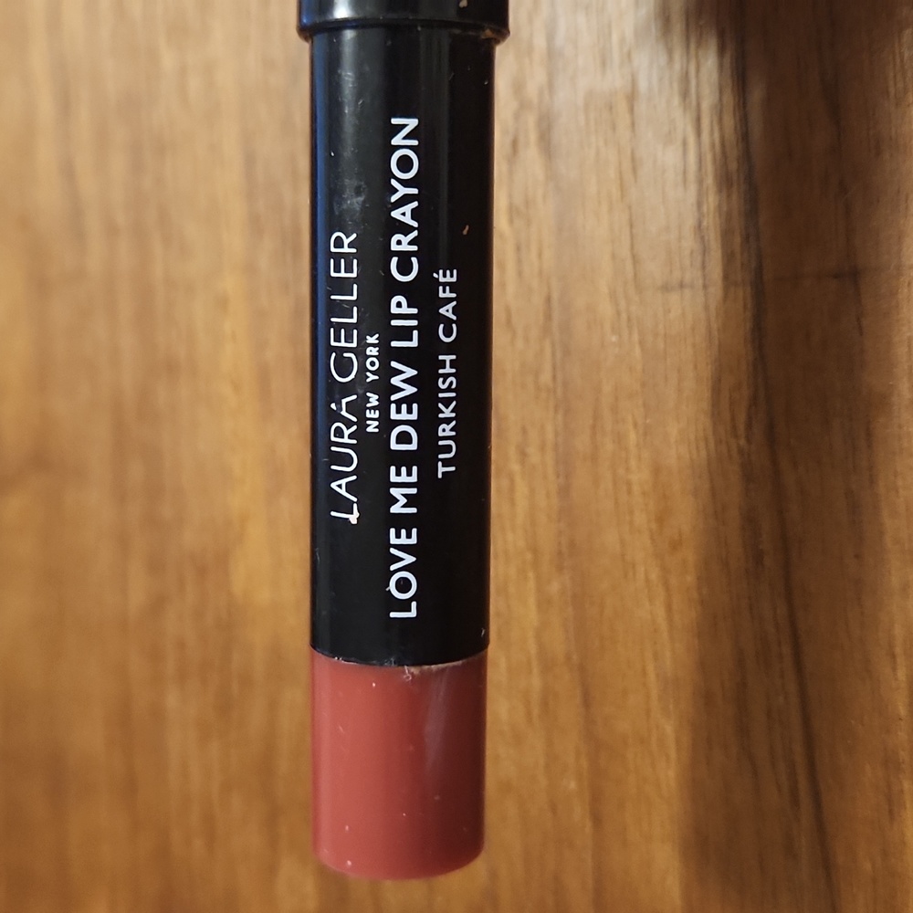 Laura Geller Dew Lip Crayon